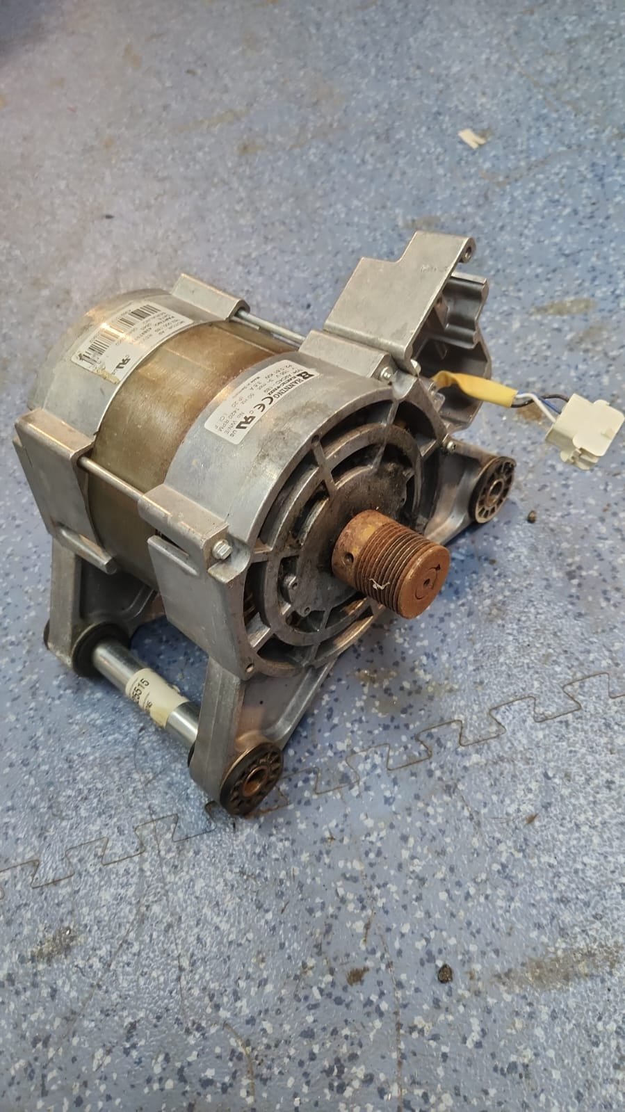 Electrolux Waschmaschinen-Motor 438970131 (Hanning A9D4D-189, 0,61 kW)